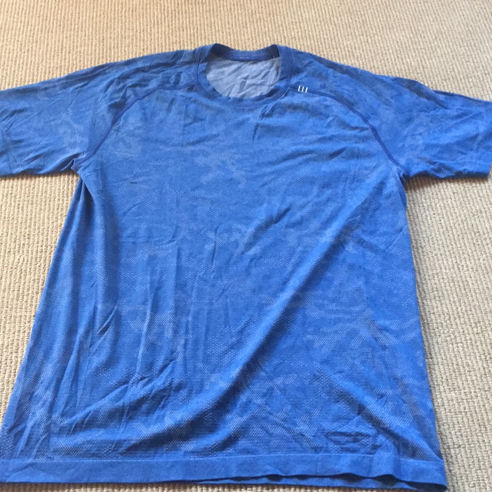 blue lulu lemon short sleeve